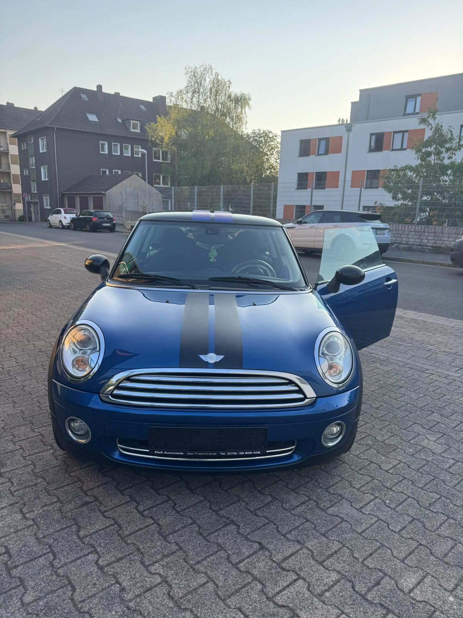 Mini Cooper One nach der Fahrzeugaufbereitung